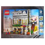 Lego Creator #10243 Parisian Restaurant Set