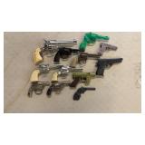 Vtg-Mod Cap & Toy Guns