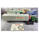 Speed Wave Saunders Movinï¿½ On R/C Tractor Trailer
