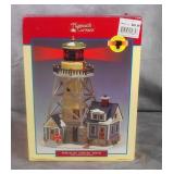 Lemax Porcelain Lighted House w/Rotataing Beacon