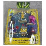 NIP 2014 Spongebob Dunces & Dragons Figurine Set
