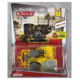 NIP 2015 Pixar Cars Deluxe Bessie