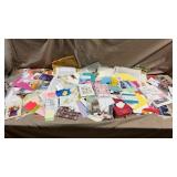 Hundred of Vtg Ephemera Items w/Geneology