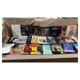 22pc Vtg Laser Discs w/SciFi, Horror, Music