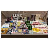 100pc Mixed Pop Culture Items & Ephemera