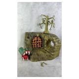 1984 MOTU He-Man Fright Zone Play Set