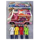 1975 Charlieï¿½s Angels Adventure Van & Figures