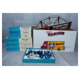 Various Gauge Train Accesories W/Barrel Men