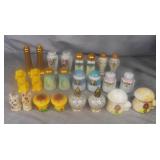 Vintage Porcelain & Pottery S&P Shaker Sets