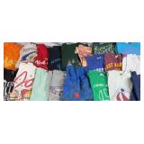 19pc Vtg-Mod Graphic Shirts & Crewnecks