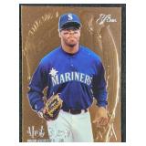 1995 Flair #3 Hot Glove Ken Griffey Jr.