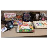 10pc Vtg Games & Activities w/Comp IV & Clue VCR