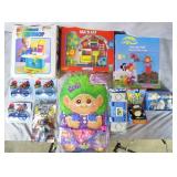 10pc Children's Toys & Novelties Lot