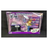 Bratz Life Style Kiss N Make-Up Play Set