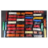 Vintage Lionel Trains w/ Engine & Shell