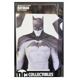 2018 DC Batman Black & White Becky Cloonan Statue