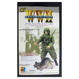 NIP 2006 Dragon WWII Soviet Infantry Scout w/ Dog