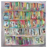 313pc 1975-1976 Topps Baseball Cards Lot