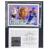 Wayne Gretzky Signed #1975/2800 w/ UD COA