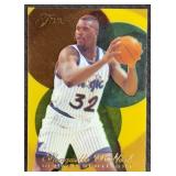 1995 Flair #5 Shaquille Oï¿½Neal Center Spotlight