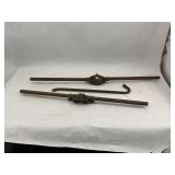 Set of Two Pipe Threading Tools with Small Wrecking Bar