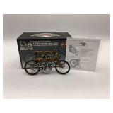 Harley-Davidson 8-Valve Racer Circa 1927 1:10 Scale Die-Cast Replica with Box and COA