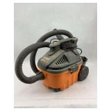 Ridgid 4 Gallon Portable Vac WD40700 with VT2540 Claw Nozzle Attachment