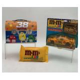 M&M