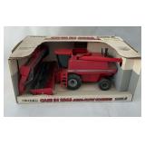 Ertl Case IH 2366 Axial-Flow Combine