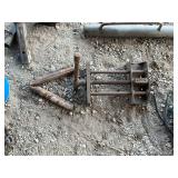 Adjustable Metal Clamp with Threaded Rod and Wedge Bars