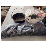 Cast Iron Dutch Oven with Grate and Bags