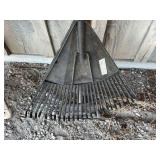 Plastic Leaf Rake with Wooden Handle