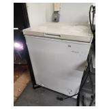 Frigidaire chest freezer 25' x 24' x 34' tall