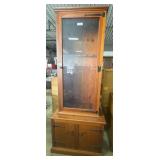 Vtg Pine 5gun Gun Cabinet.