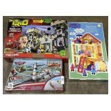 Peppa Pig House, Disney Planes, Trio Castle.