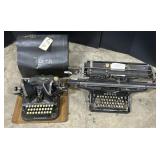 Antique Oliver & Underwood Typewriters.