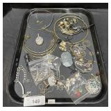 Womenï¿½s Costume Jewelry.