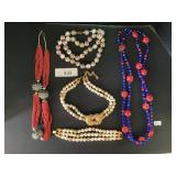 Nice Womenï¿½s Beaded Jewelry Necklaces.