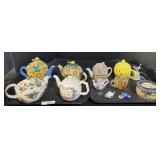 Various Teapots/Teapot Decor.
