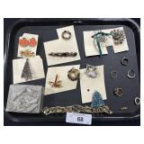 Costume Jewelry, Brooches & Rings.
