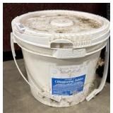 Bucket of ï¿½Super 3ï¿½ Chlorinating Tablets.