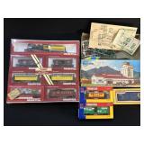 HO Scale Mantua Train Set & Cars.
