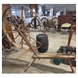 Large Antique Spinning Wheel.