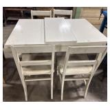 Vtg Wooden Dining Table & Chairs.
