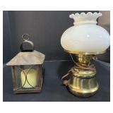 Vintage Milk Glass Table Lamp.