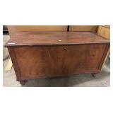 Vtg Pine Blanket Chest.