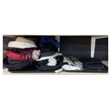 Vtg Ladies Hats, Gloves & Clutches.
