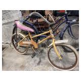 Vtg Banana Seat Spirit Bicycle.