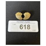 14K Gold Clip On Earrings.