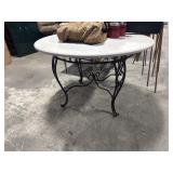 Aluminum & Composite Round Table.